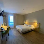 מלון The Originals City, Le Relais Des Deux Mers, Sud 3*