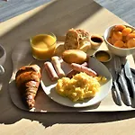The Originals City, Le Relais Des Deux Mers, Sud מלון