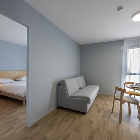 Hotell The Originals City, Le Relais Des Deux Mers, Sud 3*