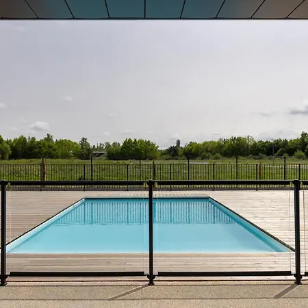 Hotel The Originals City, Le Relais Des Deux Mers, Sud